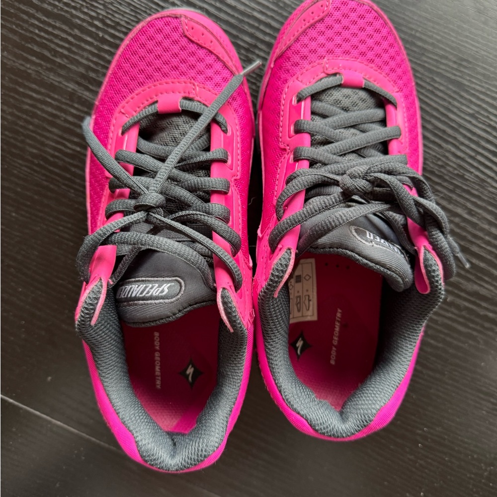 Specialized cycling shoes 35/5